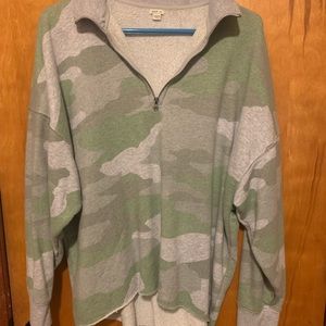 Quarter zip sweatshirt